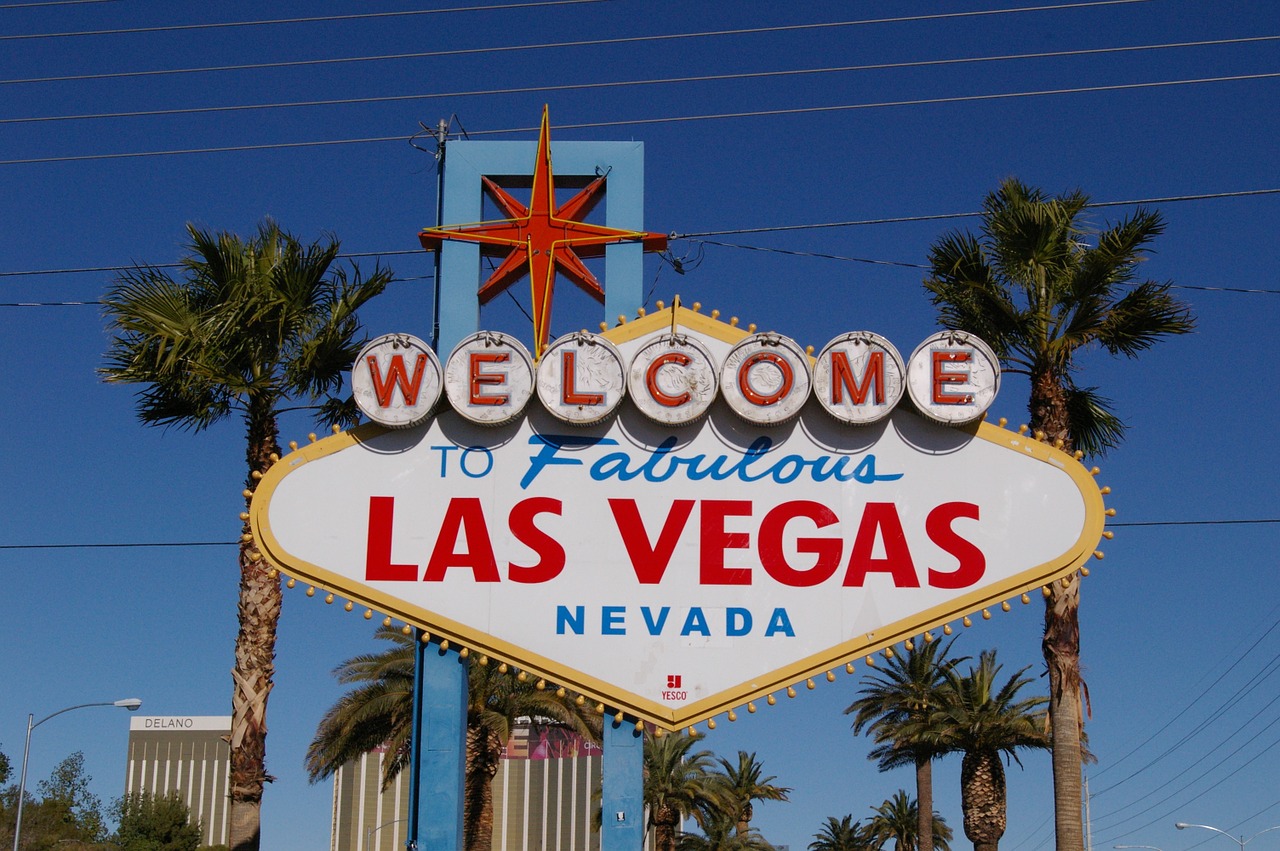 Tire fotos na famosa placa de Las Vegas
