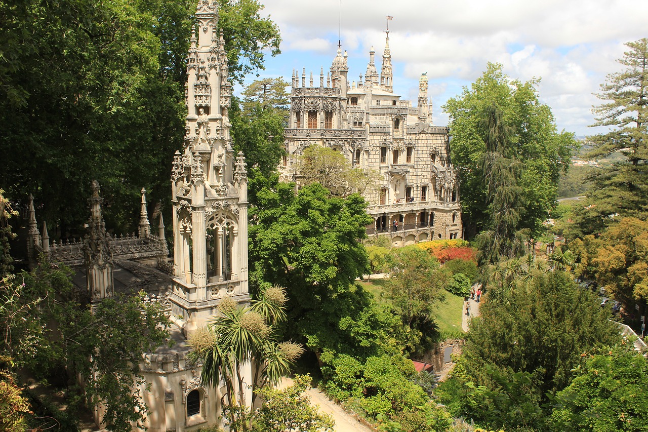 Essa é a Quinta da Regaleira o palácio em Sintra