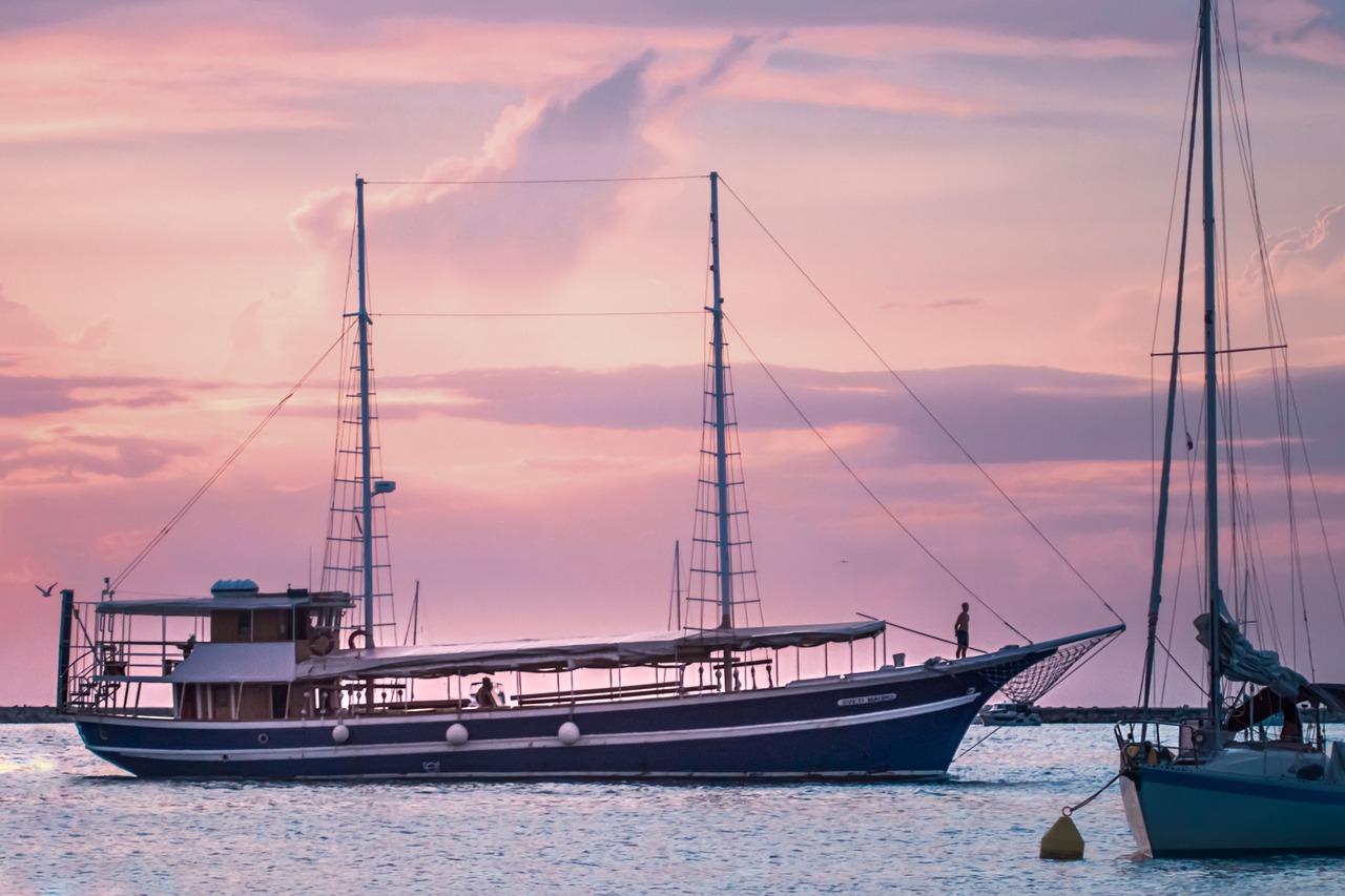 Quais os melhores passeios de barco no Brasil?