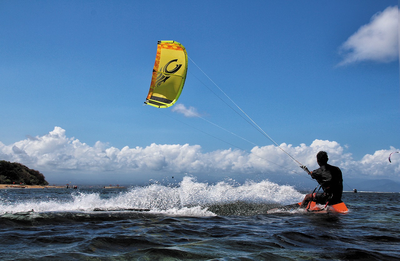 Quais os cuidados para praticar kitesurf?