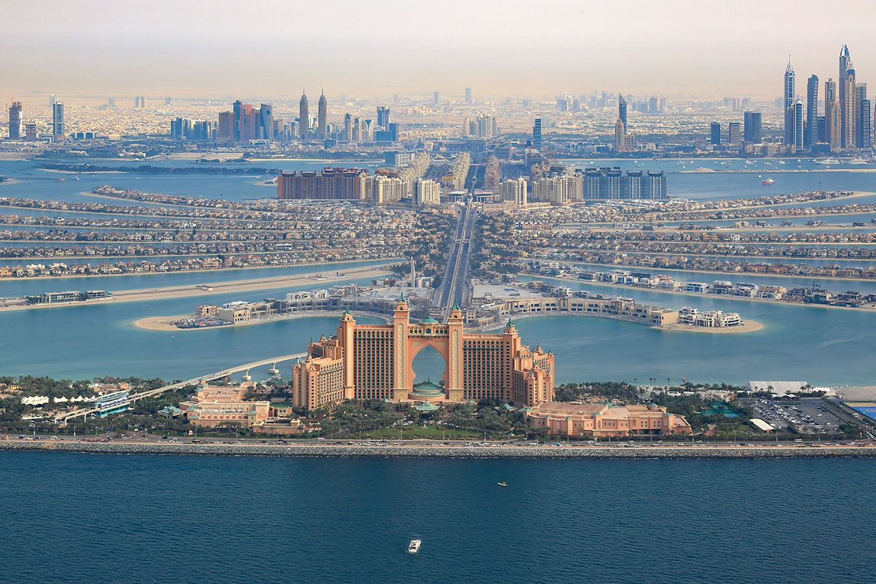 Sem dúvidas vale a pena conhecer a Palm Jumeirah e o Atlantis Hotel em Dubai