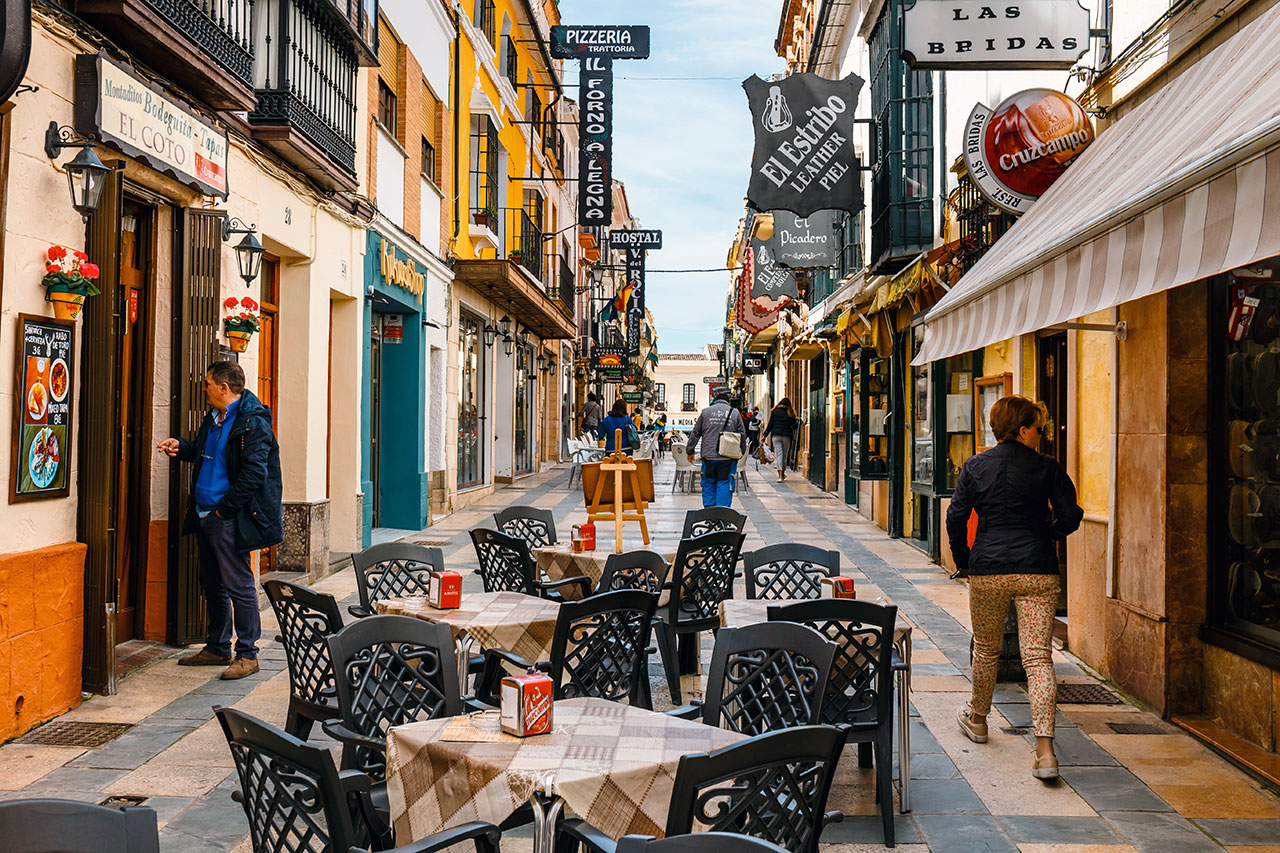 Não vão faltar restaurantes para você conhecer em Málaga na Espanha