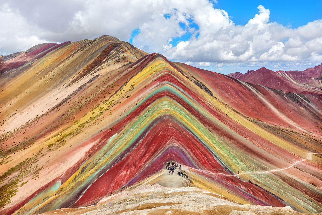 Quem não se encanta com as belezas da Montanha Arco-Íris também conhecida como Vinicunca