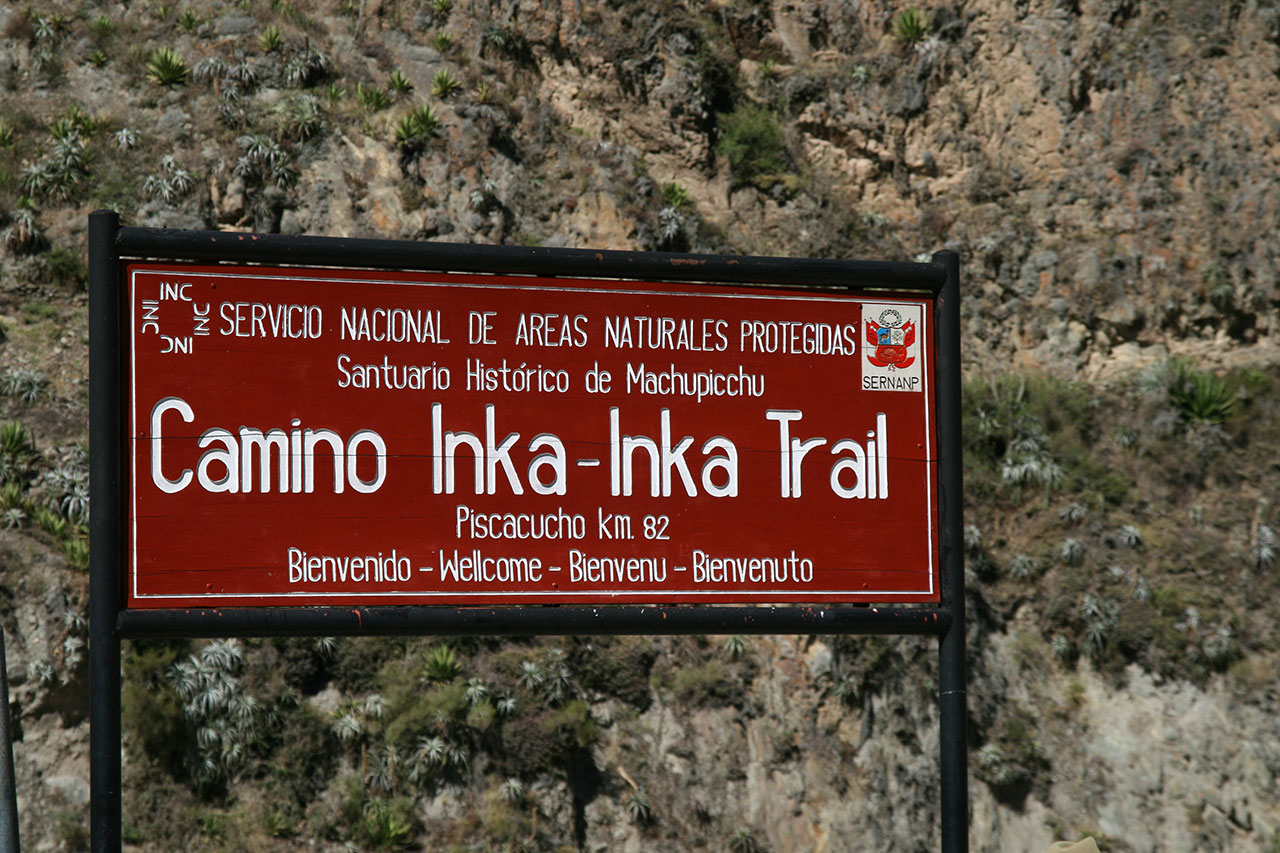 Entrada da famosa Trilha Inca que leva para Machu Picchu
