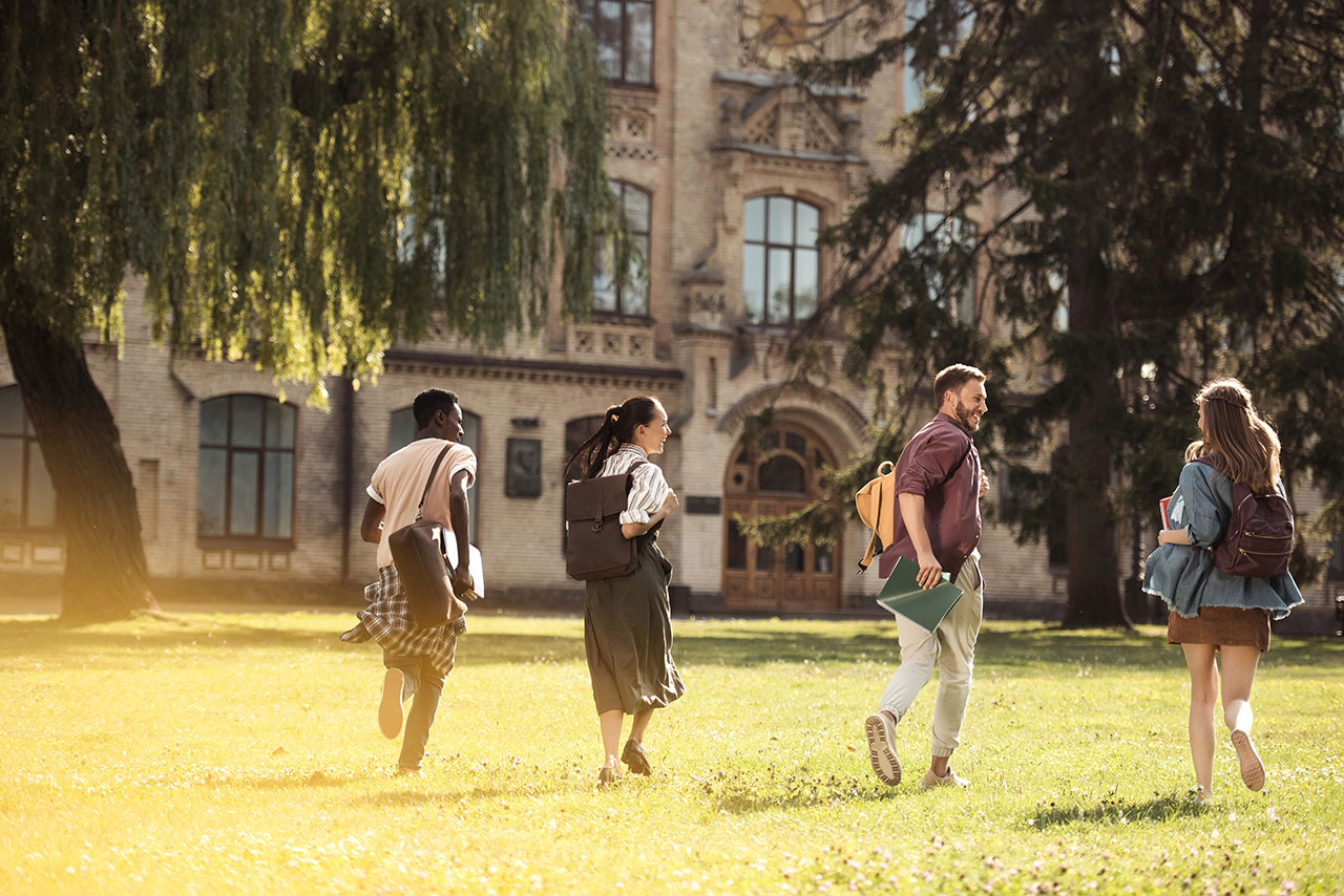O intercâmbio para faculdades (graduação e pós-graduação) é a oportunidade perfeita de valorizar o currículo