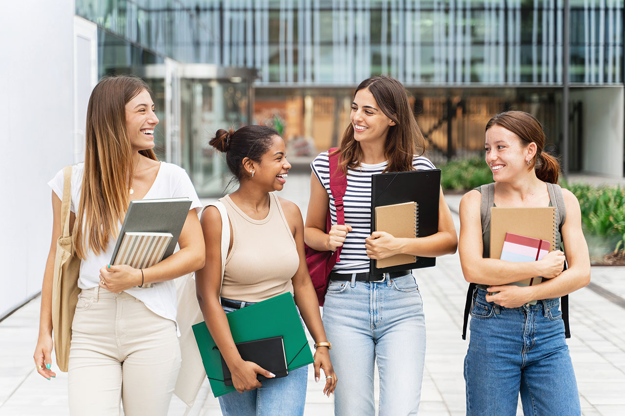 Intercâmbio para estudantes universitários é uma das opções de intercâmbio da Beeducation